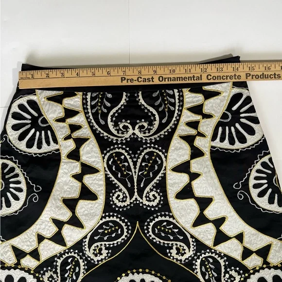 DKNY Black and White Embroidered Skirt - Picture 7 of 7